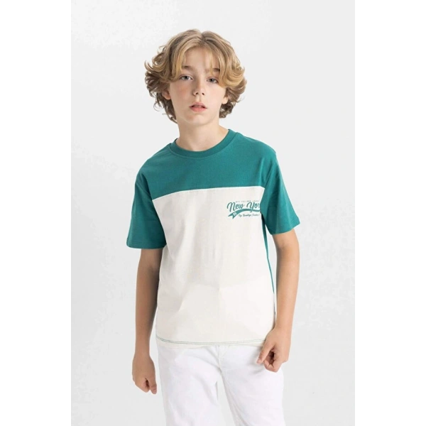 DEFACTO Erkek Çocuk Bisiklet Yaka Renk Bloklu Baskılı Kısa Kollu T-shirt