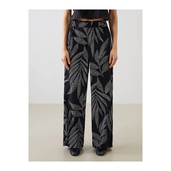 LC Waikiki Kadın Beli Lastikli Çiçekli Pantolon