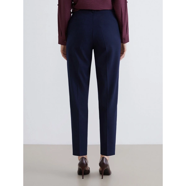 LC Waikiki Kadın Classic Lacivert Standart Fit Pantolon
