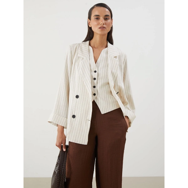 LC Waikiki Kadın Classic Bej Çizgili Keten Karışımlı Blazer Ceket
