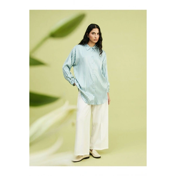 LC Waikiki Kadın Modest Çizgili Oversize Saten Gömlek Tunik