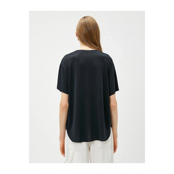 Koton Kadın Oversize Modal Karışımlı Tişört