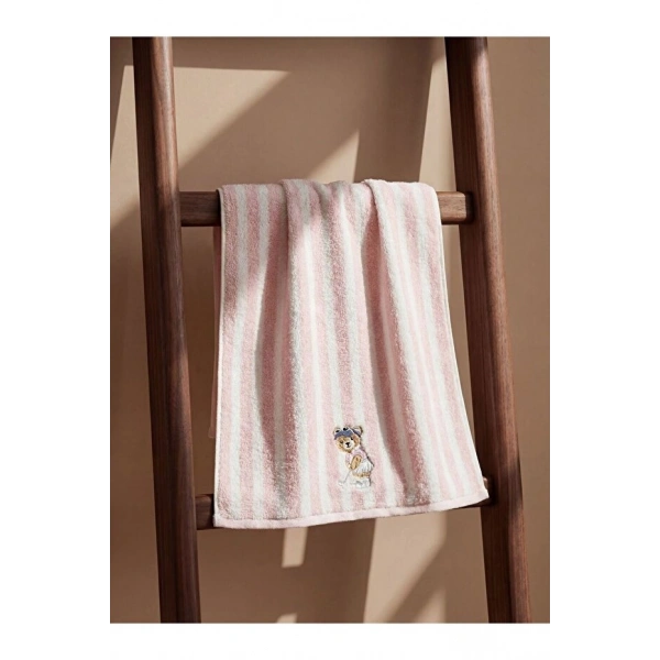 LC Waikiki Ayı Nakışlı Yüz Havlusu 50x80 cm