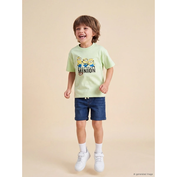 LC Waikiki Bisiklet Yaka Minions Baskılı Erkek Çocuk Tişört