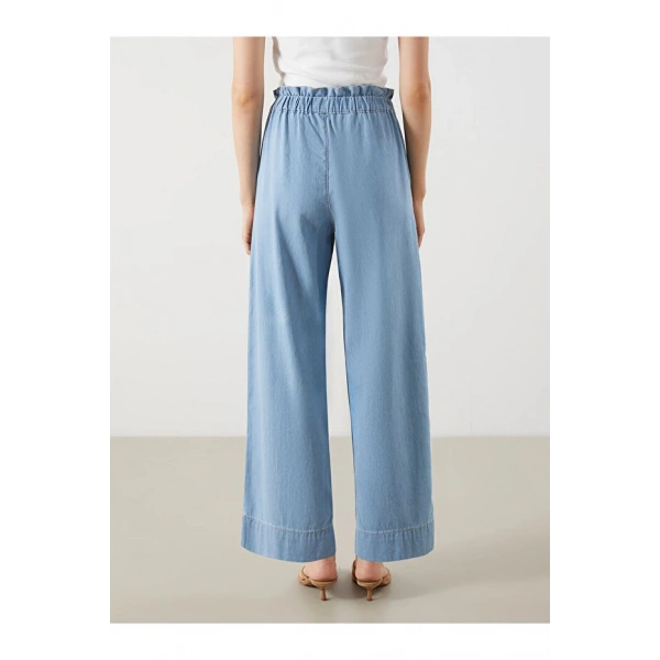 LC Waikiki Seray Yeni Sezon Beli Lastikli Straight Fit Kadın Jean Pantolon
