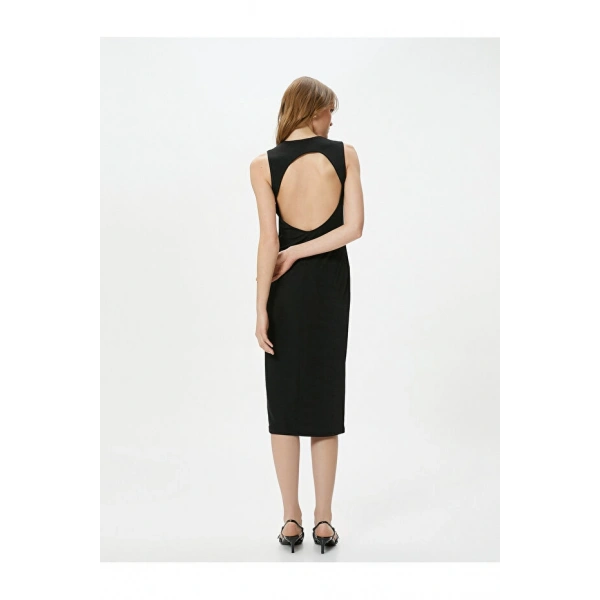 Koton Midi Elbise Halter Yaka Sırtı Pencere Detaylı