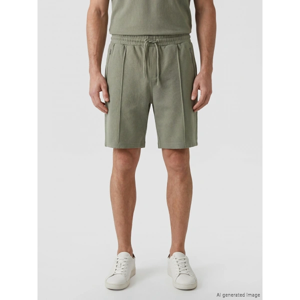 LC Waikiki Classic Yeşil Standart Kalıp Erkek Şort