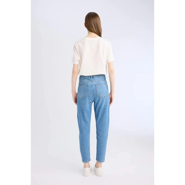 Defacto Comfort Mom Yüksek Bel Bilek Boy Jean Yıkamalı Pantolon