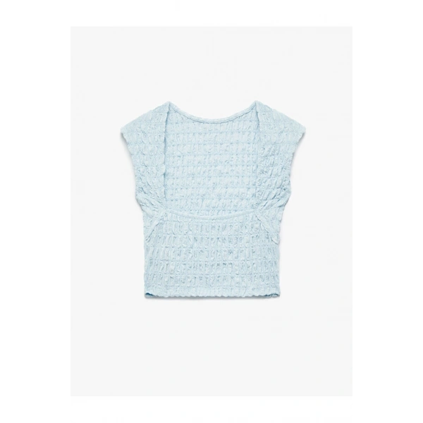 Koton Slim Fit Kolsuz Dokulu Sırt Dekolteli Bisiklet Yaka Crop Tişört