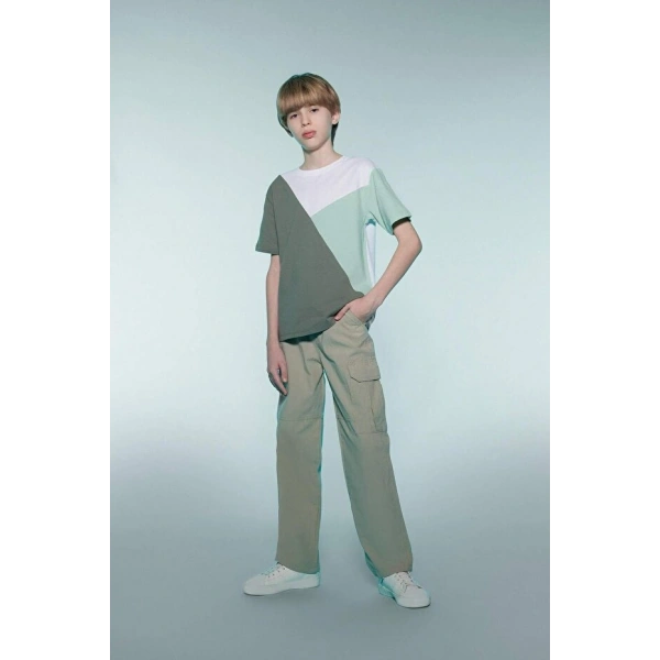 Defacto Loose Fit Standart Paça Gofre Dokulu Pantolon Erkek Çocuk