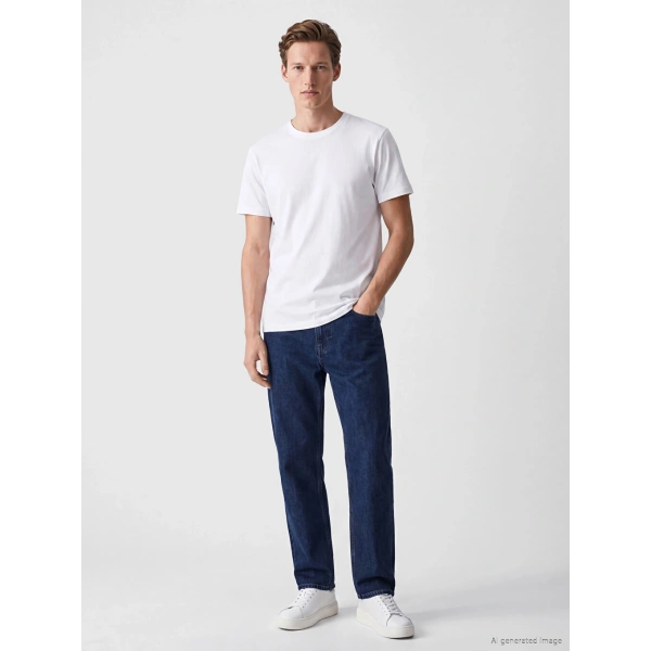 LC Waikiki Beyaz Slim Fit Kalın Kumaş Tişört