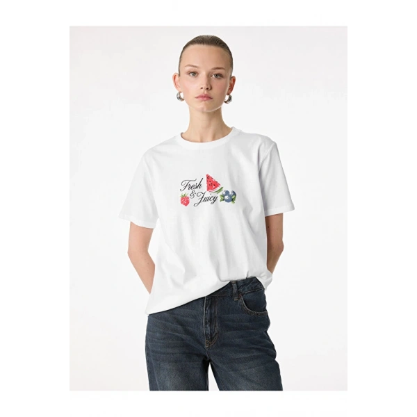 Koton Karpuz ve Çilek Baskılı Beyaz Kadın T-Shirt