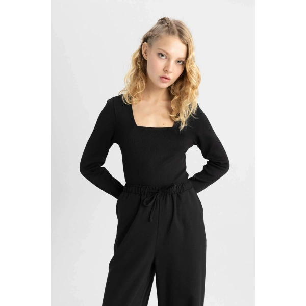 DEFACTO Slim Fit Kare Yaka Kazak