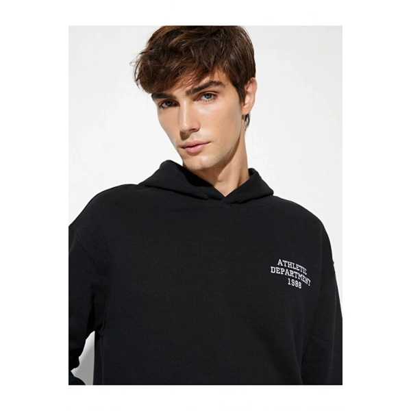 KOTON Kolej Sweatshirt Kapşonlu Baskılı Kanguru Cep Detaylı Şardonlu