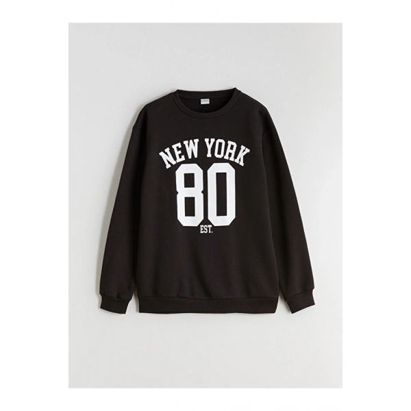 LC Waikiki Siyah Bisiklet Yaka New York Baskılı Erkek Çocuk Sweatshirt