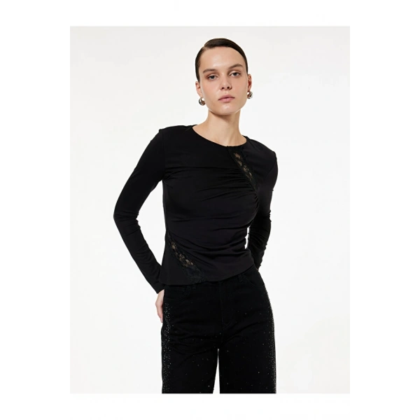 Koton Slim Fit Dantel Detaylı Drapeli Uzun Kollu Bluz
