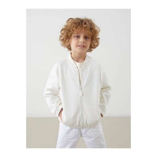 LC Waikiki Meral Collection Ekru Basic Erkek Çocuk Fermuarlı Sweatshirt