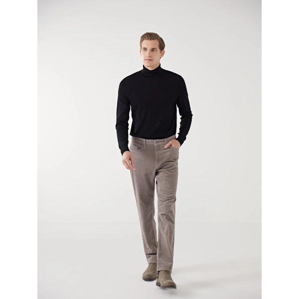 LCWAIKIKI Classic Bej Standart Kalıp Kadife Erkek Chino Pantolon