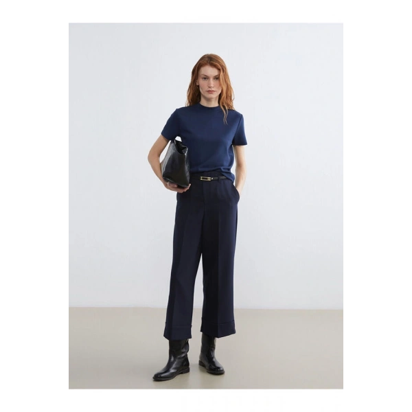 LC Waikiki Beli Kemerli Standart Fit Kadın Pantolon