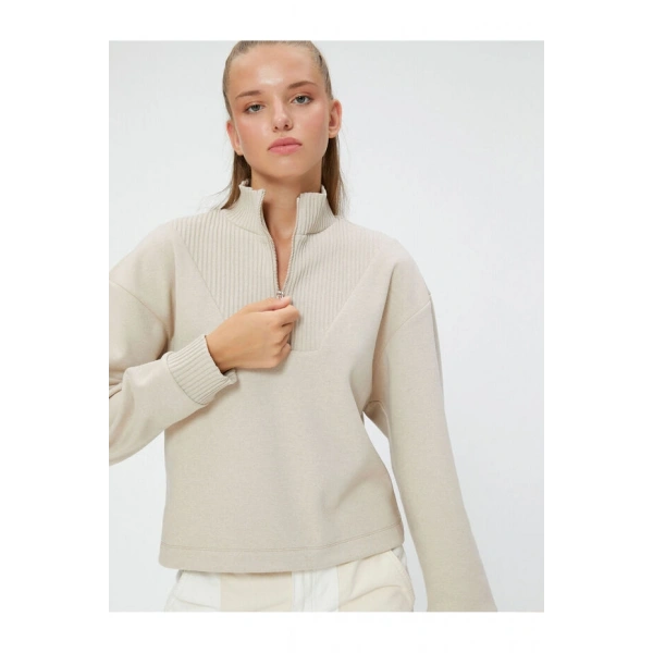 Koton Şardonlu Yarım Fermuarlı Sweatshirt Rahat Kesim Dik Yaka Dokulu