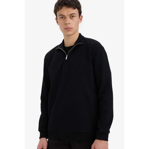 Defacto Comfort Fit Dik Yaka Dokulu Yarım Fermuarlı Waffle Sweatshirt