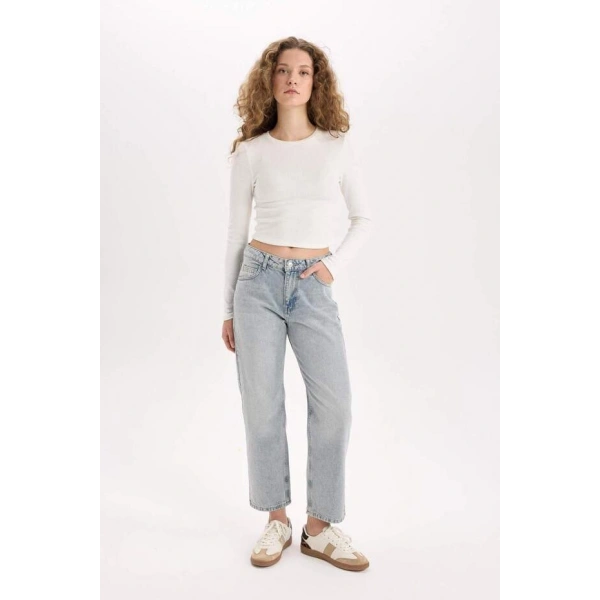 Defacto Straight Fit Normal Bel Bilek Boy Jean Yıkamalı Pantolon