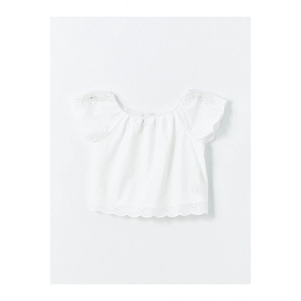 LC Waikiki Kız Çocuk Kendinden Desenli Kısa Kollu Bluz