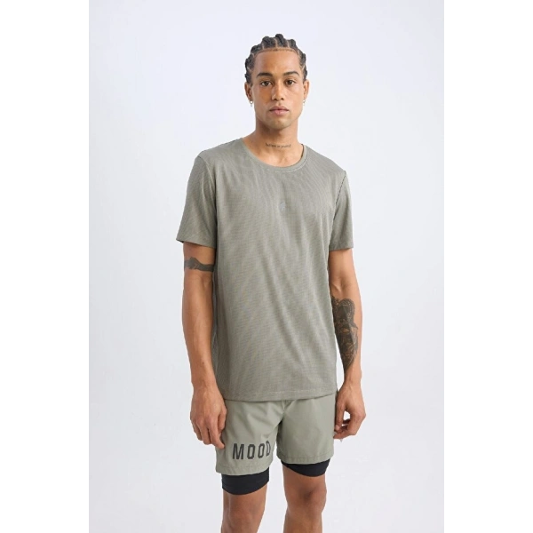 DEFACTO Erkek Slim Fit Dar Kesim Bisiklet Yaka Baskılı Sporcu Kısa Kollu Tişört