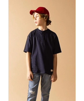 DEFACTO Erkek Çocuk Oversize Geniş Kalıp Hakim Yaka Kısa Kollu T-shirt