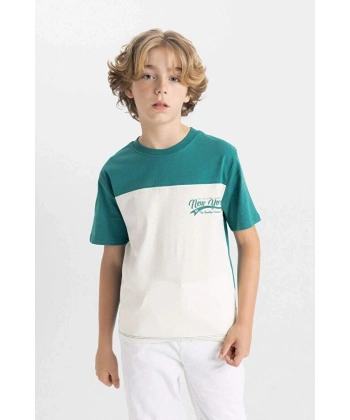 DEFACTO Erkek Çocuk Bisiklet Yaka Renk Bloklu Baskılı Kısa Kollu T-shirt
