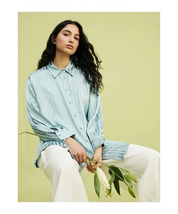 LC Waikiki Kadın Modest Çizgili Oversize Saten Gömlek Tunik
