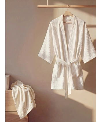 LC Waikiki HOME Beyaz Pamuklu Kadın Bornoz