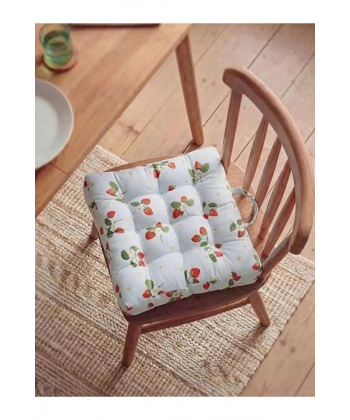 LC Waikiki Çilek Baskılı Dolgulu Minder 40x40 Cm