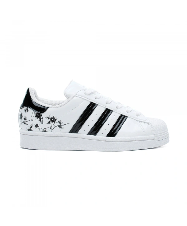 Adidas Superstar Beyaz Çiçek Desenli Kadın Spor Ayakkabı