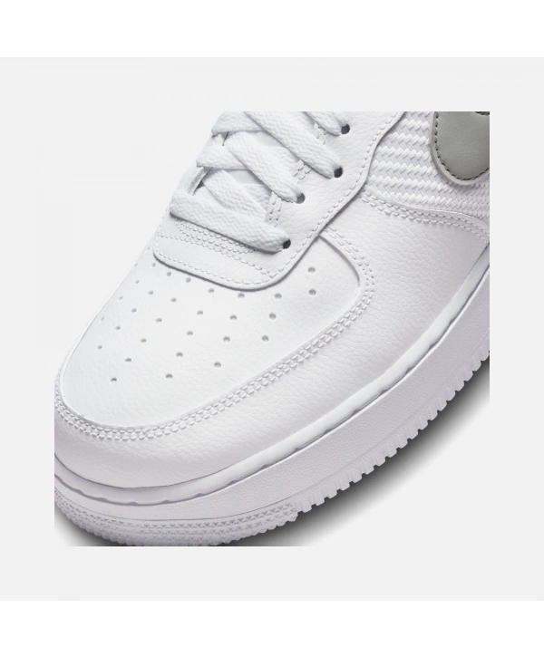 Nike Air Force 1 07 Beyaz Triple Swoosh Kadın Spor Ayakkabı