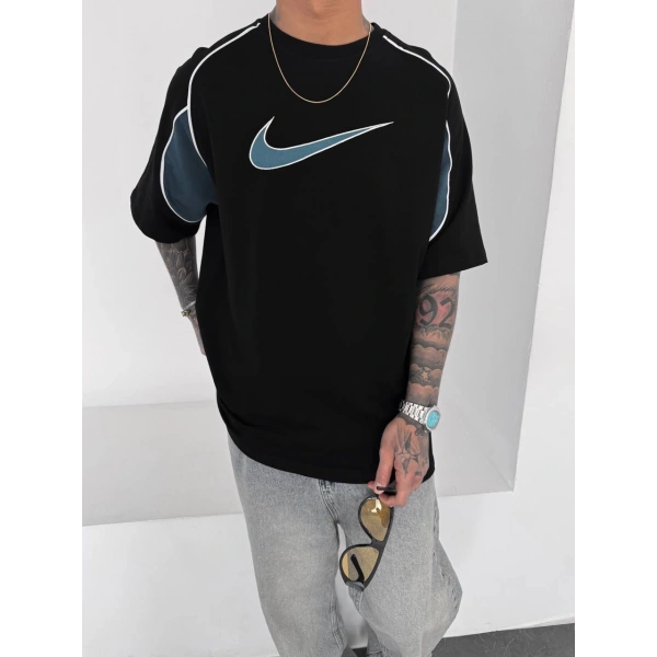 Nakış Detay Oversize Tshirt Siyah