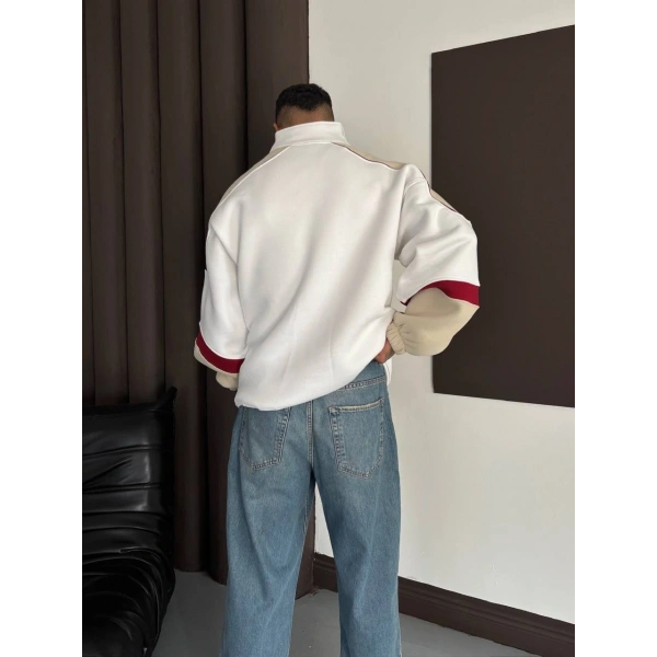 Dik Yaka Şardonlu Sweatshirt Beyaz