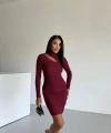 Boğazlı gögüs dekolteli elbise bordo