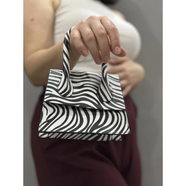 Luxe Siyah Beyaz Çanta