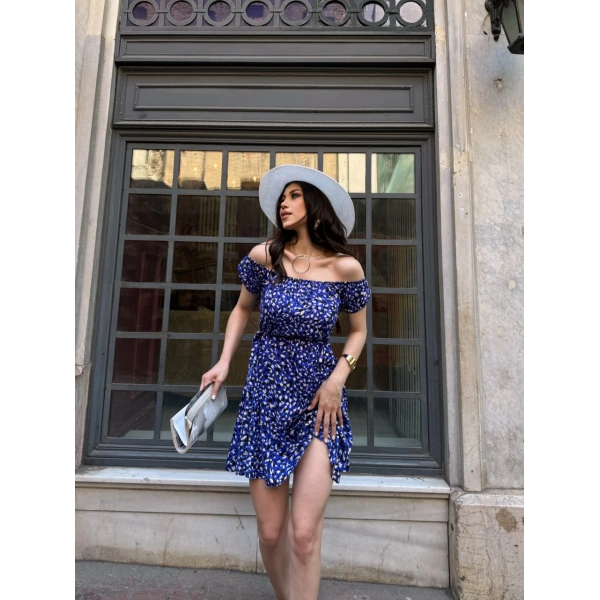 Madonna Yaka Çiçek Desenli Krinkıl Elbise Koyu Mor