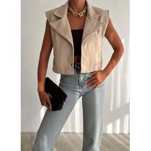 Önü Çıtçıtlı Cepli Kaşe Yelek Bej