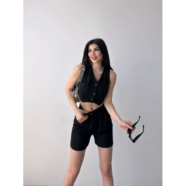 Önü Düğmeli Crop Yelek Ve Şort İkili Takım