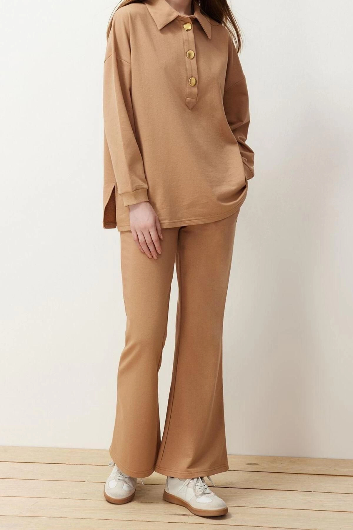 Alternative view of Moda Örme Düz Reglan Kol Casual Günlük Polo Yaka Gold Düğme Detaylı Örme Alt-Üst Takım