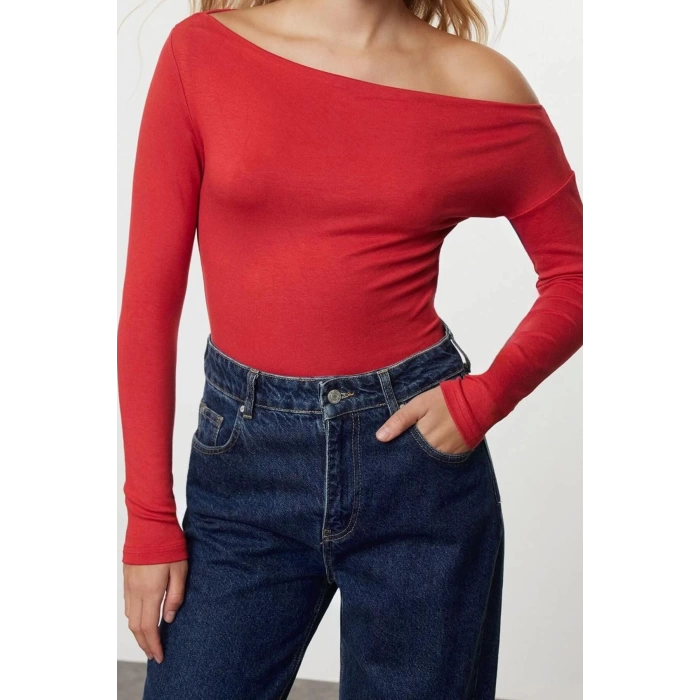 Womens Carmen Collar Low Sleeve Slim Pattern Knitted Soft Touch Soft Fabric Body-Smoothing Flexible Blouse