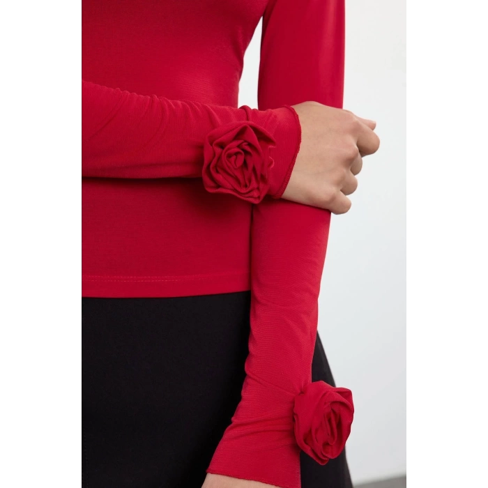 Kadın Moda Şık Regular Dik Yaka Slim Kalıp Örme Gül Detaylı Fitted Vucuda Oturan Kollu Esnek Bluz