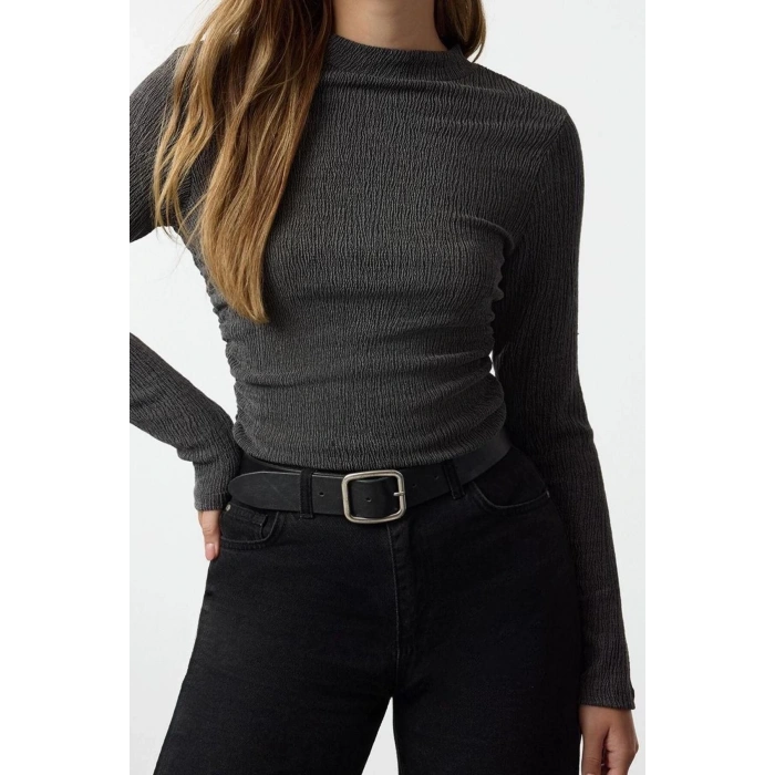 Kadın Moda Şık Üst Giyim Regular Dik Yaka Slim Kalıp Örme Büzgü Drape Detaylı Normal Kalıp Bluz