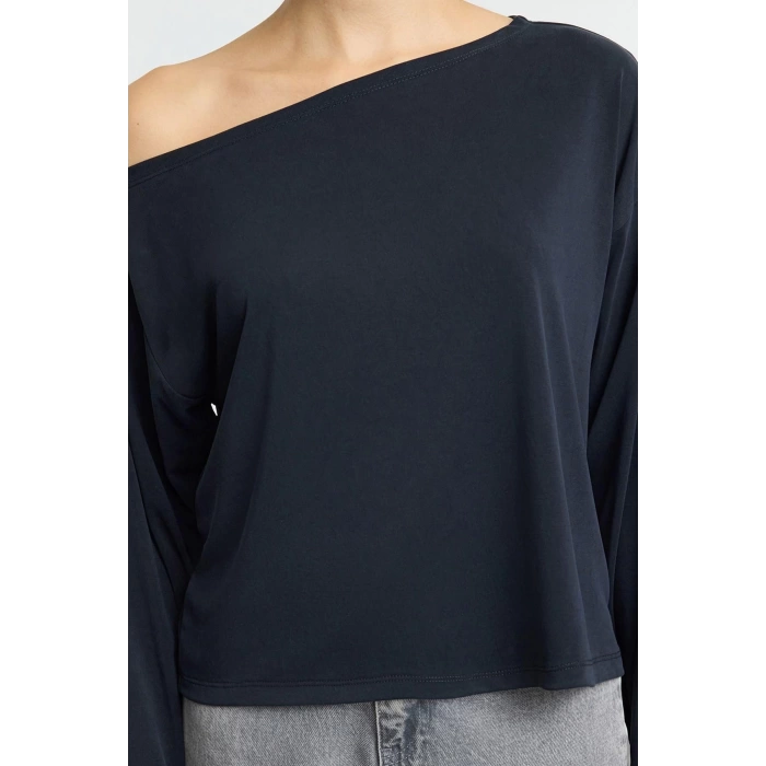 Kadın Moda Şık Regular Kayık Yaka Tek Kol Relaxed Kalıp Örme %100 Modal Kumaş Rahat Kesim Bluz