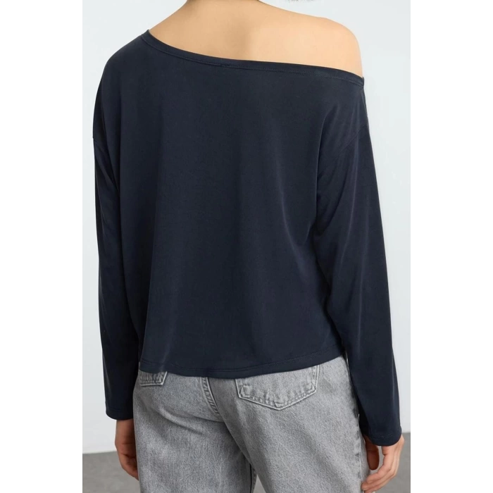 Kadın Moda Şık Regular Kayık Yaka Tek Kol Relaxed Kalıp Örme %100 Modal Kumaş Rahat Kesim Bluz