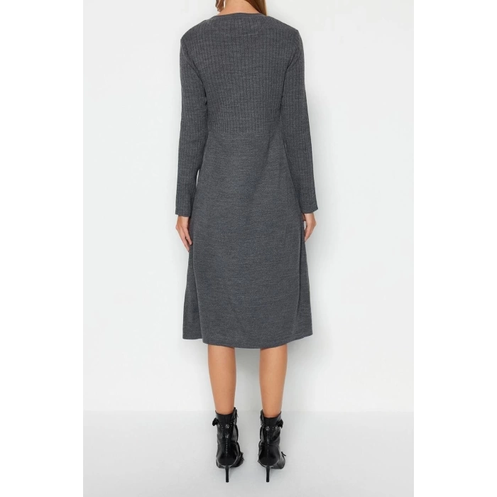 New Oversize Casual Daily Crepe Knitwear Stand Collar Long Sleeve Shift Midi Length Dress