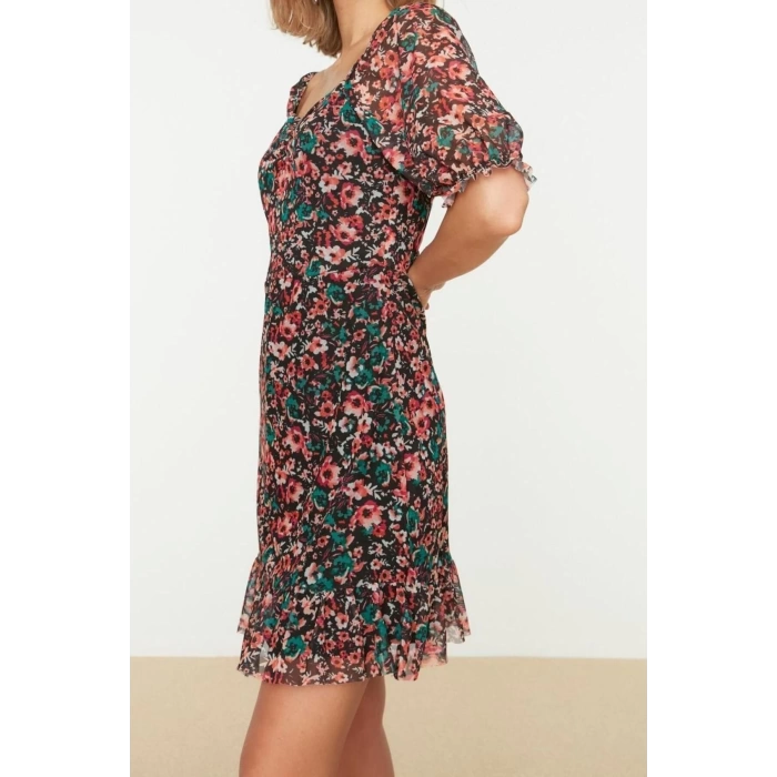 Yeni Regular Casual Günlük Tül Örme Kalp Yaka Kısa Kol Eteği Fırfırlı Mini Boy Elbise